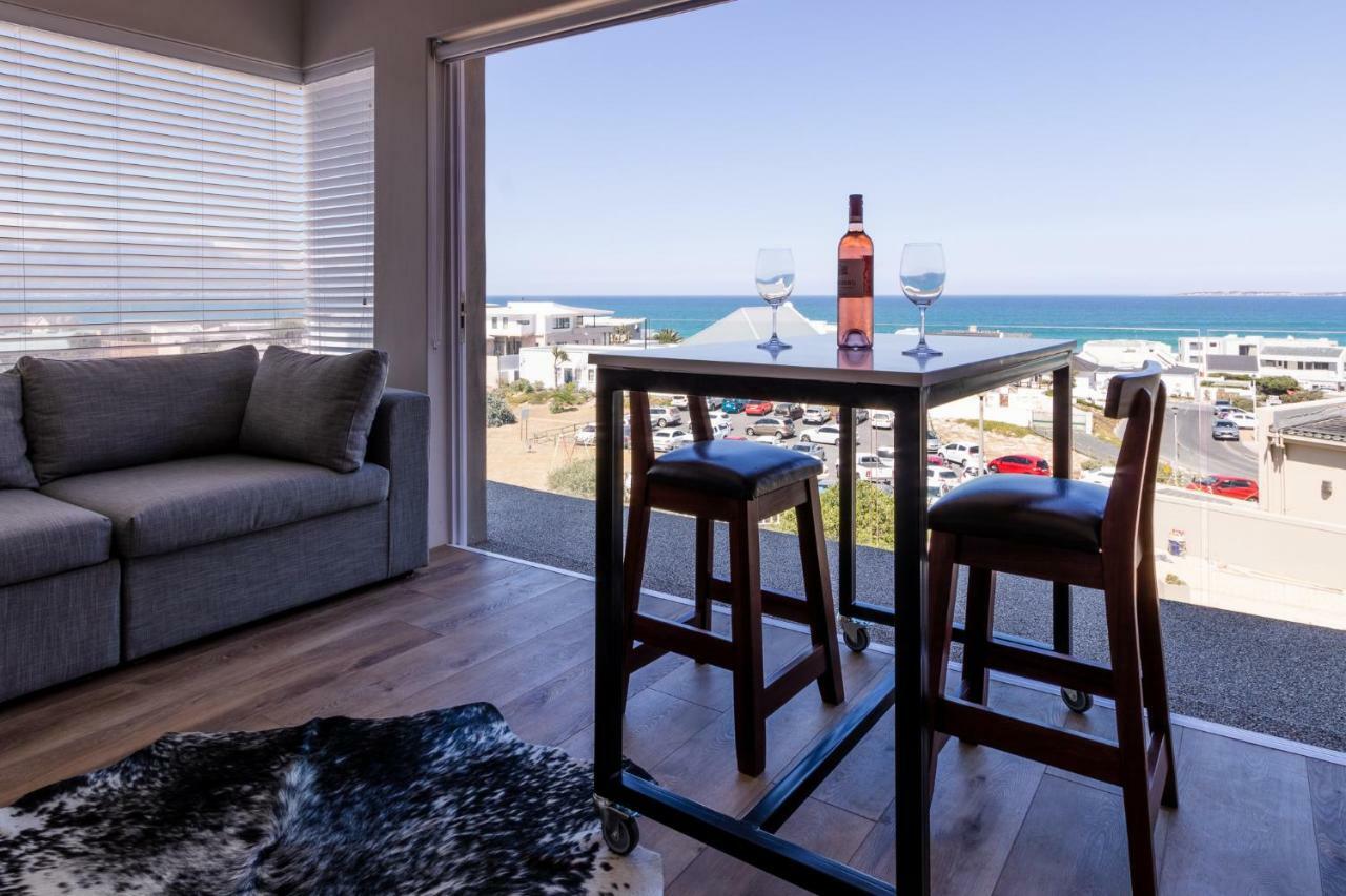 Small Bay Beach Suites Kapsztad Zewnętrze zdjęcie