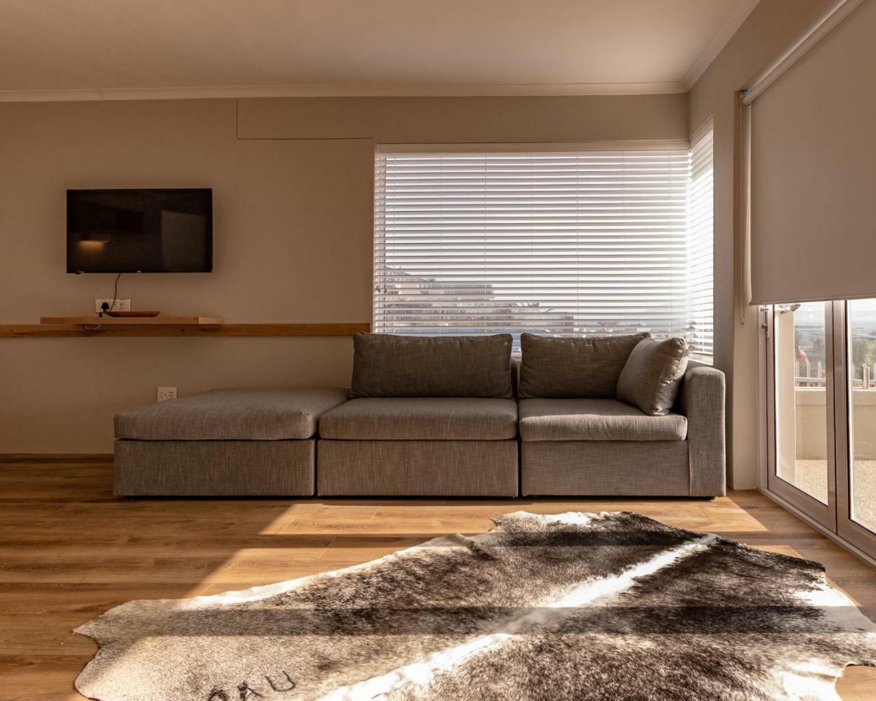 Small Bay Beach Suites Kapsztad Zewnętrze zdjęcie
